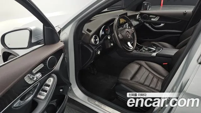 Mercedes-Benz GLC-Class 2018 — фото 17