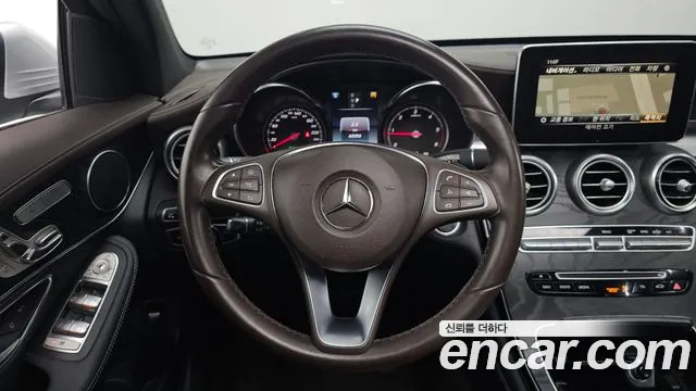 Mercedes-Benz GLC-Class 2018 — фото 19