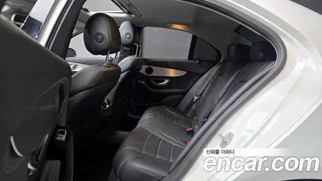 Mercedes-Benz C-Class 2016 — фото 13
