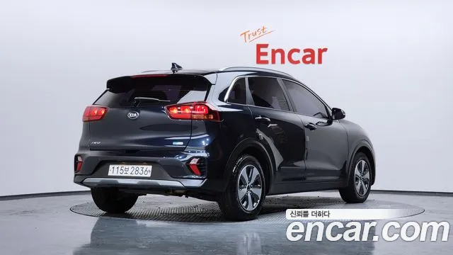 Kia Niro 2020 — фото 2