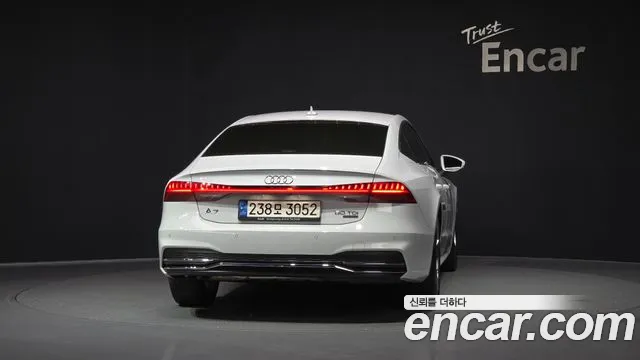 Audi A7 2022 — фото 4