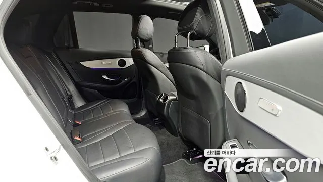 Mercedes-Benz GLC-Class 2022 — фото 11