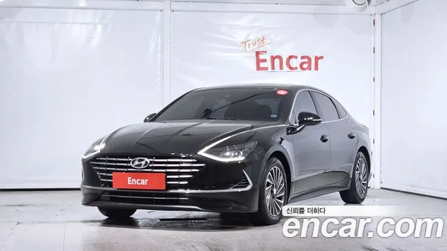 Hyundai Sonata 2022 — фото 1