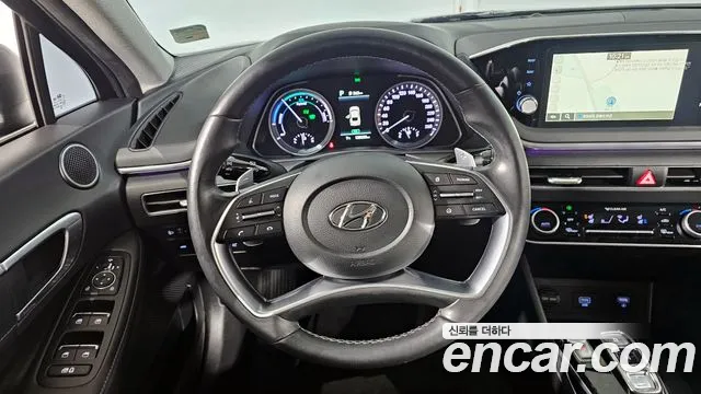 Hyundai Sonata 2022 — фото 13
