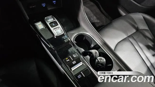 Hyundai Sonata 2022 — фото 19