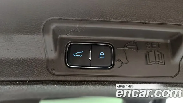 Ford Explorer 2021 — фото 20