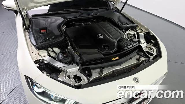 Mercedes-Benz CLS-Class 2020 — фото 6