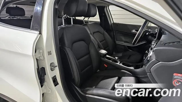 Mercedes-Benz GLA-Class 2019 — фото 10
