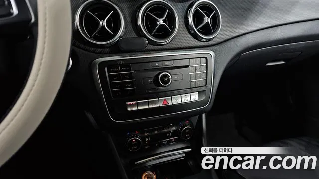 Mercedes-Benz GLA-Class 2019 — фото 18