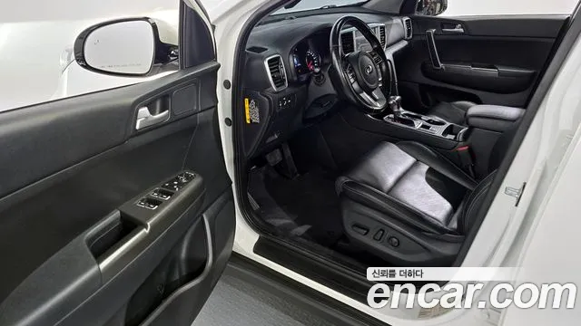 Kia Sportage 2019 — фото 11