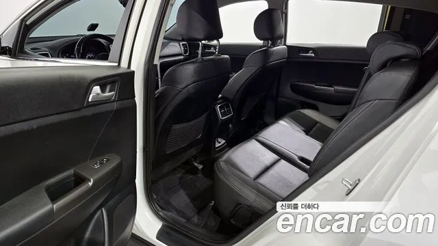 Kia Sportage 2019 — фото 12