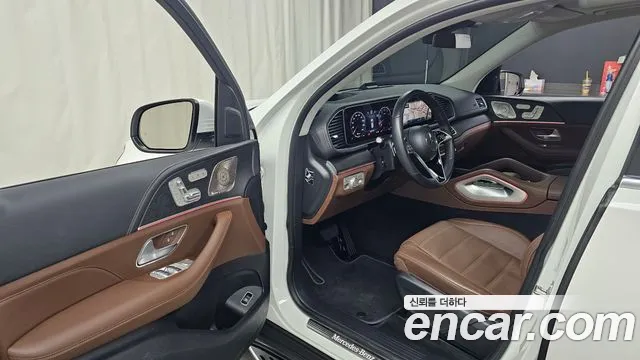 Mercedes-Benz GLE-Class 2023 — фото 10