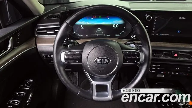 Kia K5 2021 — фото 17