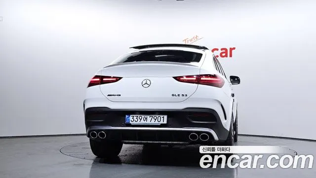 Mercedes-Benz GLE-Class 2025 — фото 4