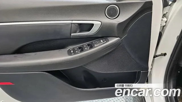 Hyundai Sonata 2020 — фото 17