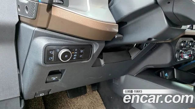 Ford Bronco 2023 — фото 14