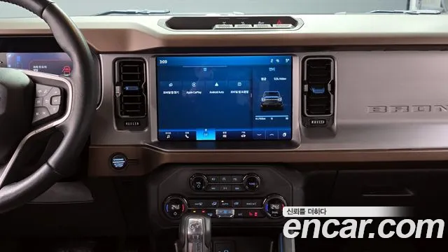 Ford Bronco 2023 — фото 19
