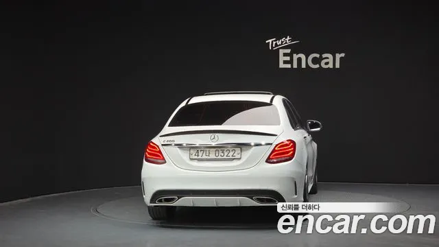 Mercedes-Benz C-Class 2017 — фото 4