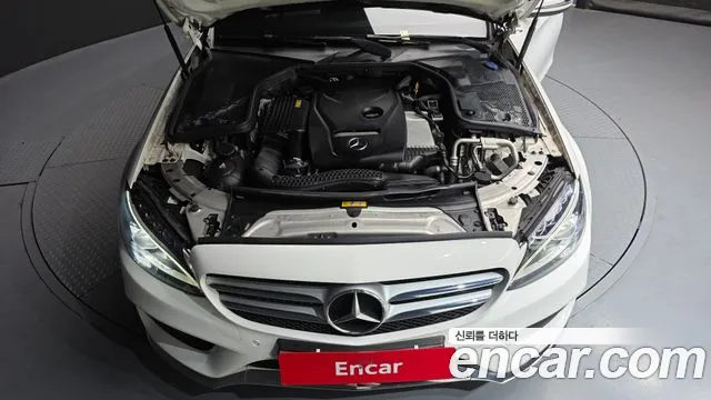 Mercedes-Benz C-Class 2017 — фото 6