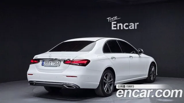 Mercedes-Benz E-Class 2023 — фото 2