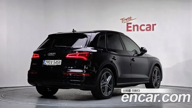 Audi SQ5 2020 — фото 2