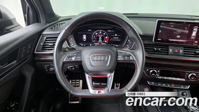 Audi SQ5 2020 — фото 13