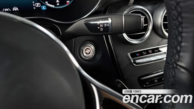 Mercedes-Benz GLC-Class 2023 — фото 9