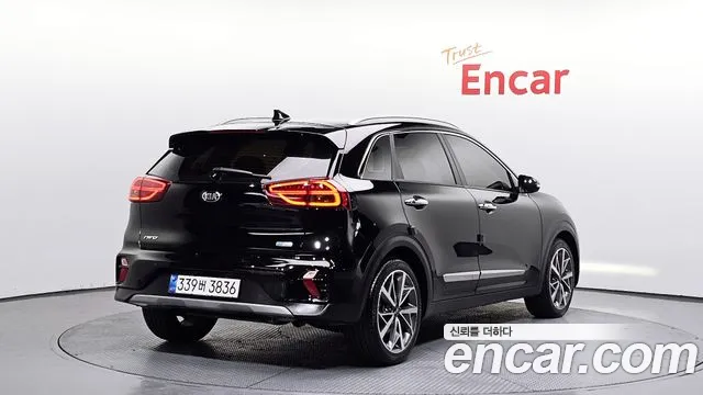 Kia Niro 2021 — фото 2