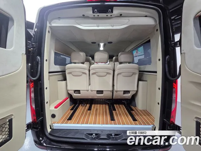 Mercedes-Benz Sprinter 2023 — фото 14