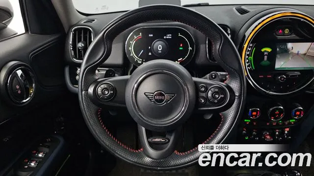 Mini Countryman 2021 — фото 14