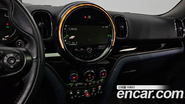 Mini Countryman 2021 — фото 15