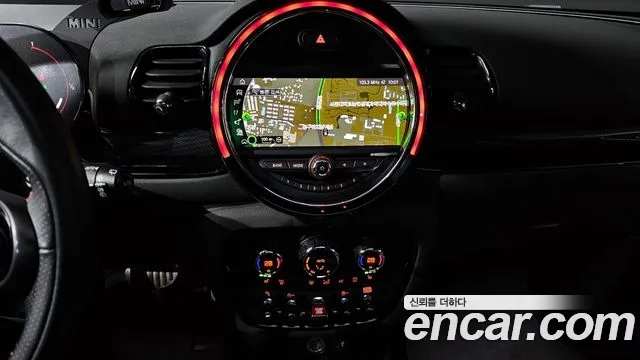 Mini Clubman 2021 — фото 14