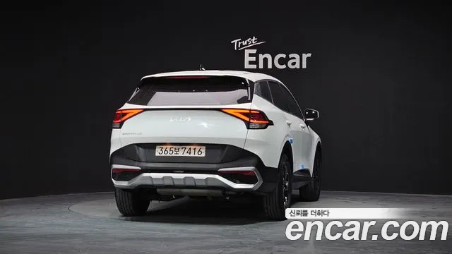 Kia Sportage 2022 — фото 4