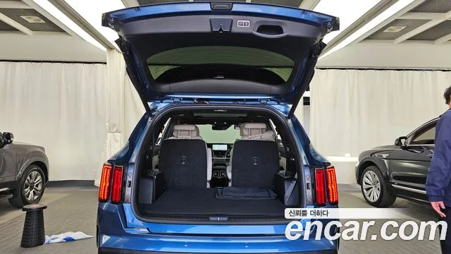 Kia Sorento 2023 — фото 20