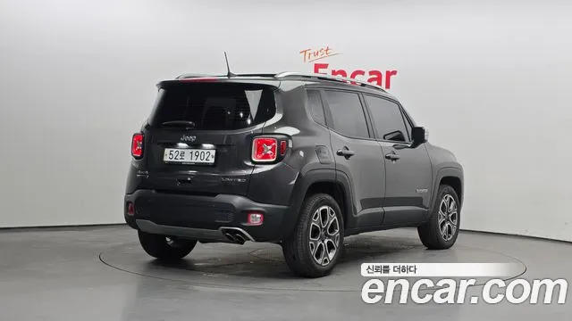 Jeep Renegade 2018 — фото 2