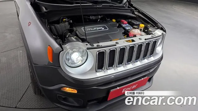 Jeep Renegade 2018 — фото 6