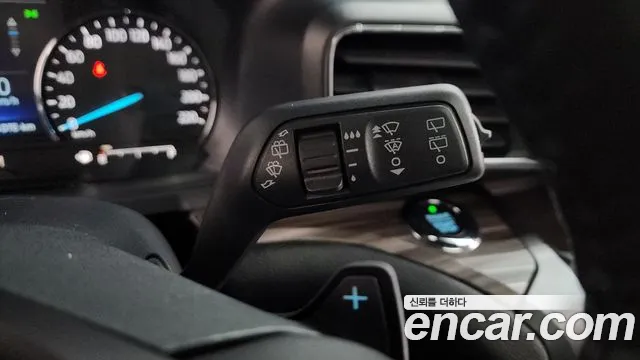 Ford Explorer 2020 — фото 14