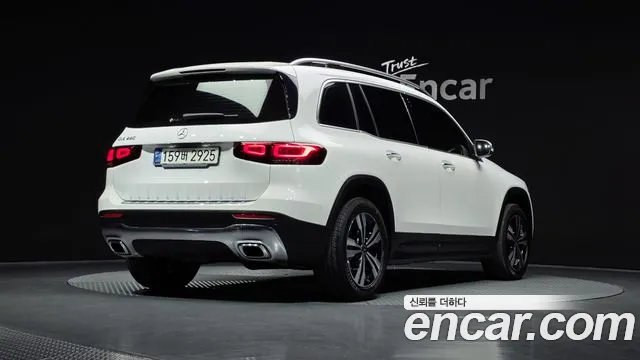 Mercedes-Benz GLB-Class 2021 — фото 2