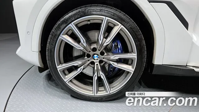 BMW X6 2021 — фото 5