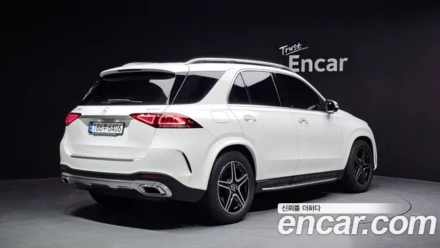 Mercedes-Benz GLE-Class 2021 — фото 2