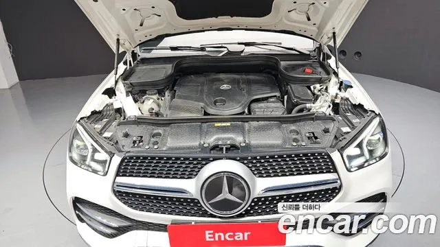 Mercedes-Benz GLE-Class 2021 — фото 6