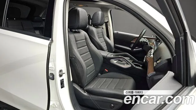Mercedes-Benz GLE-Class 2021 — фото 12