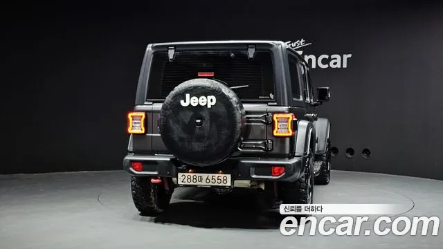 Jeep Wrangler 2021 — фото 4