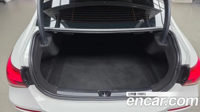 Mercedes-Benz A-Class 2020 — фото 20