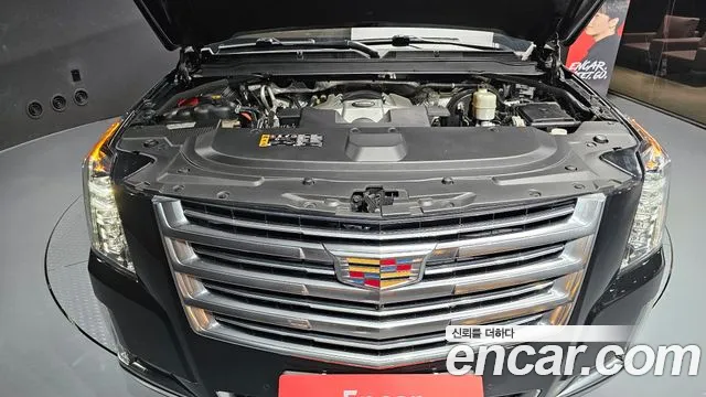 Cadillac Escalade 2017 — фото 6