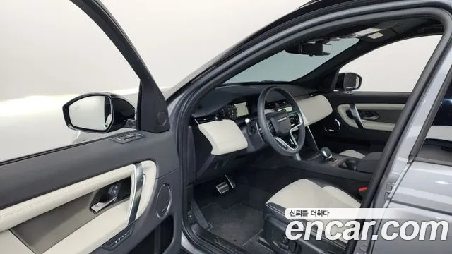 Land Rover Discovery Sport 2025 — фото 10