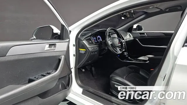Hyundai Sonata 2019 — фото 11