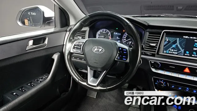 Hyundai Sonata 2019 — фото 13