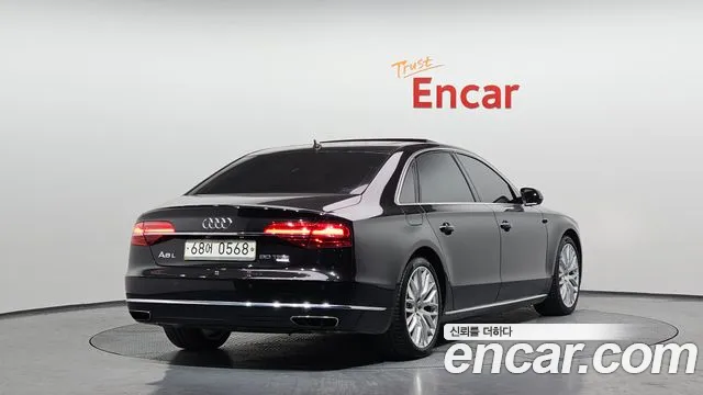 Audi A8 2015 — фото 2