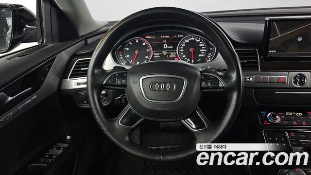 Audi A8 2015 — фото 13